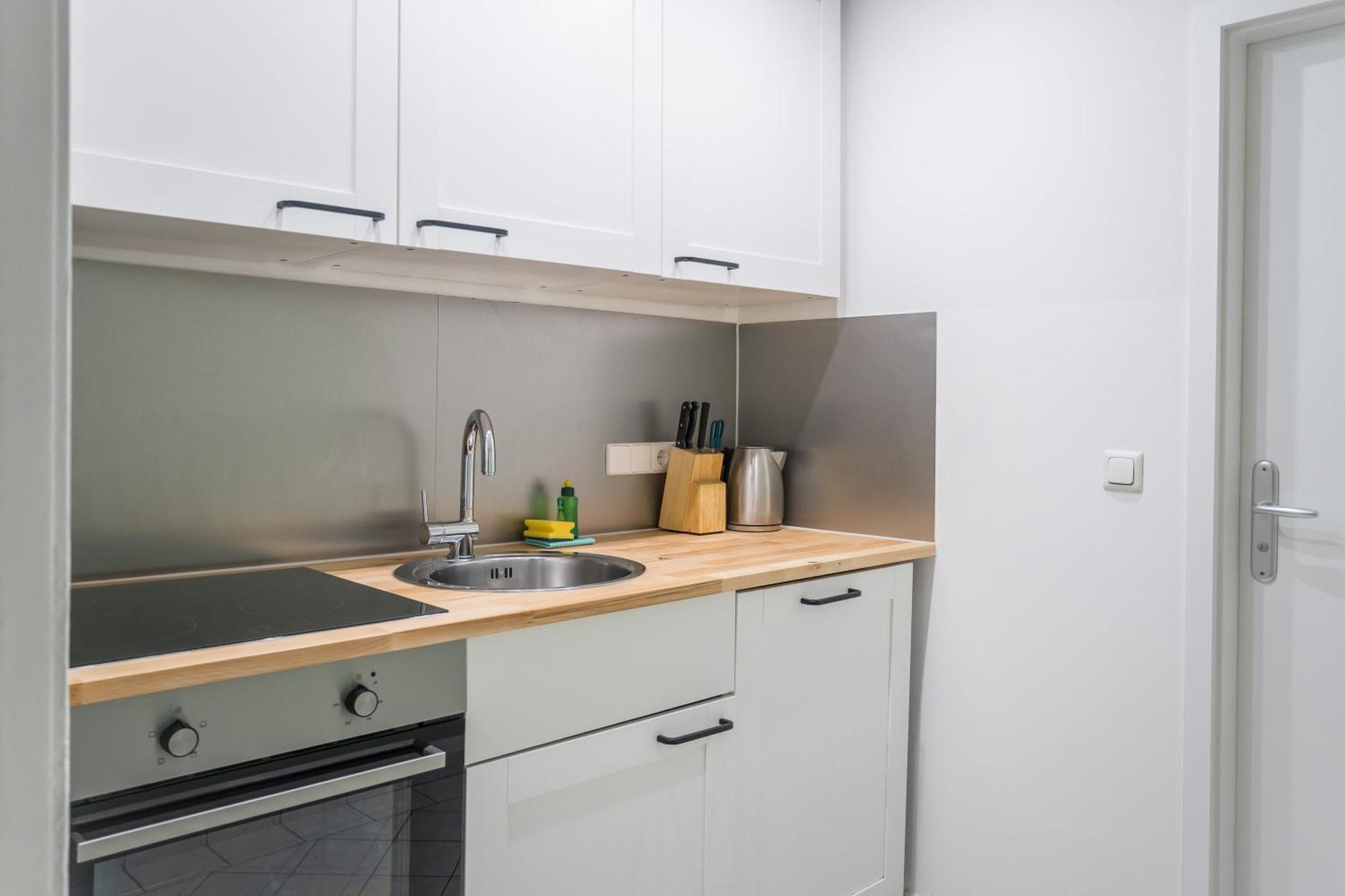 Spacious Family Apartment With 2 Bedrooms เบอร์ลิน ภายนอก รูปภาพ