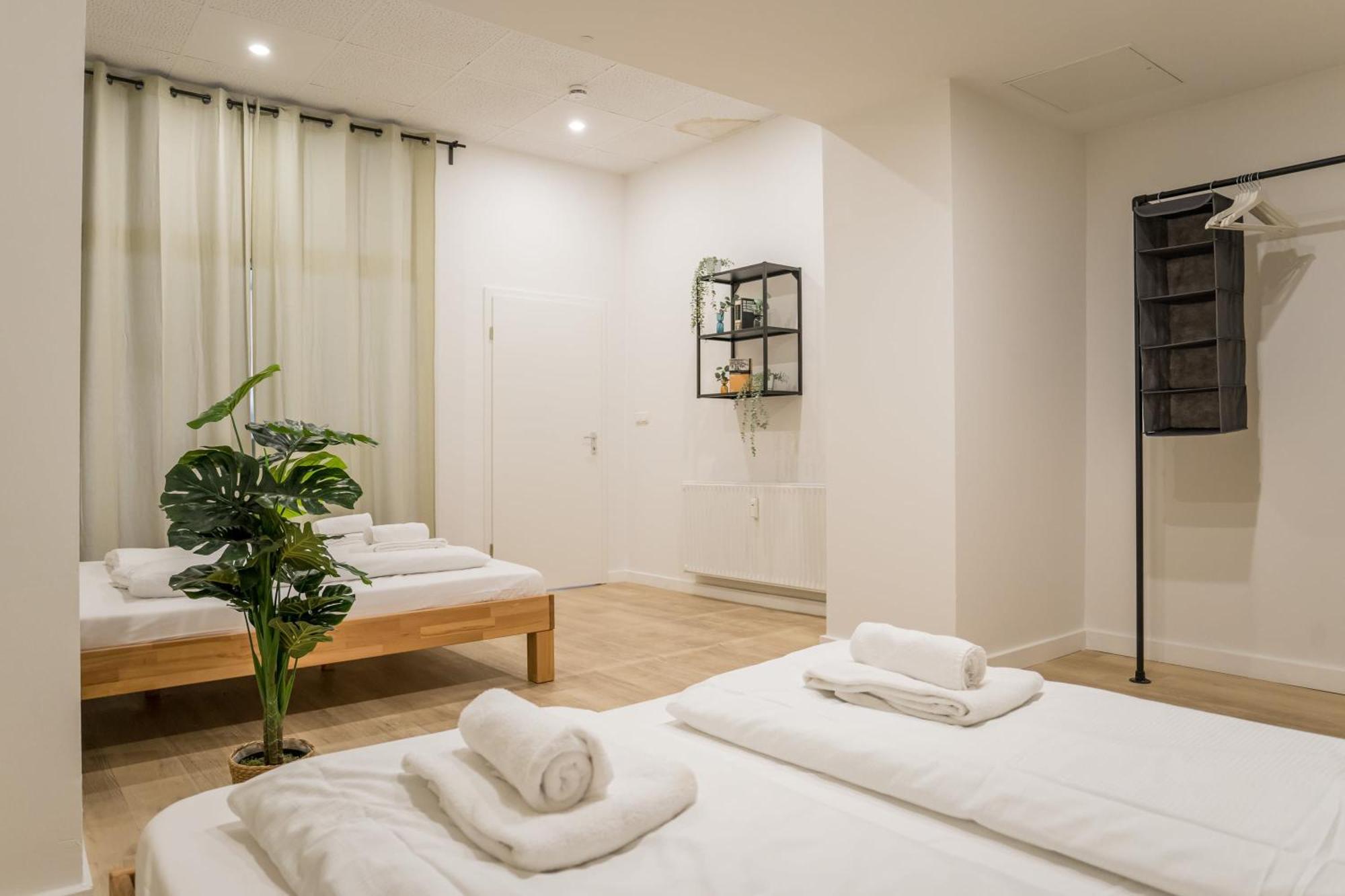 Spacious Family Apartment With 2 Bedrooms เบอร์ลิน ภายนอก รูปภาพ